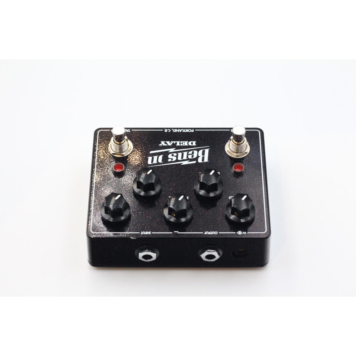 ＢＥＮＳＯＮ　ＡＭＰＳ　ＤＥＬＡＹ