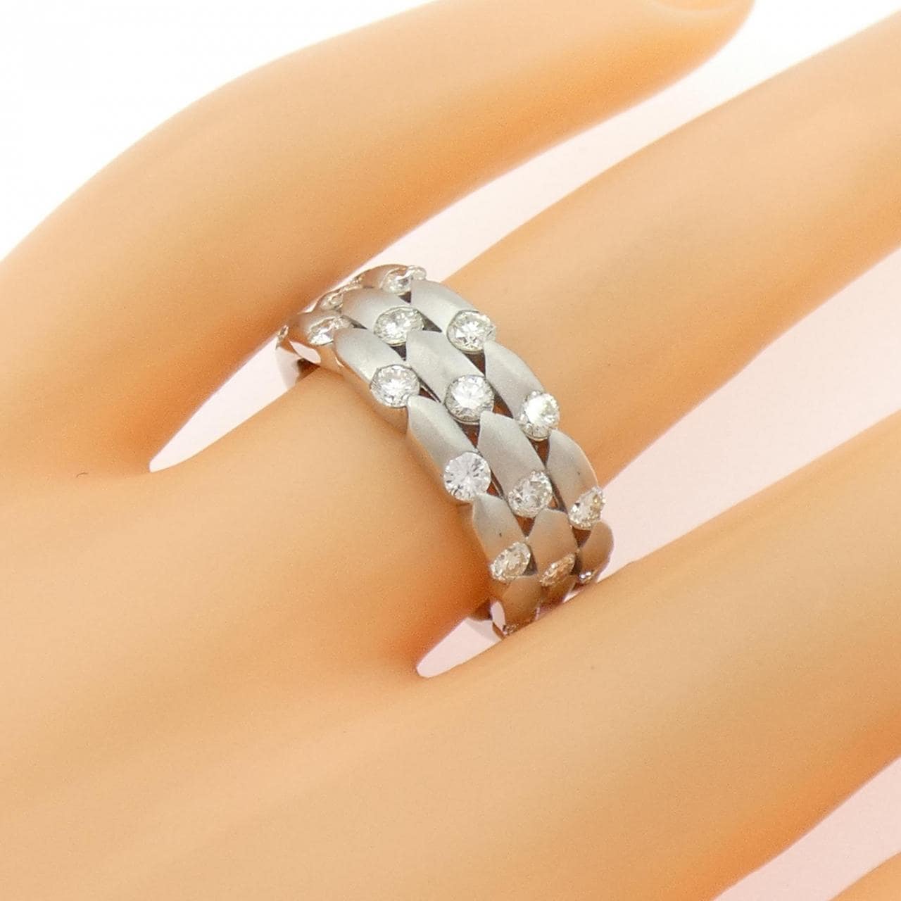 PT900 ダイヤモンド リング 0.94CT