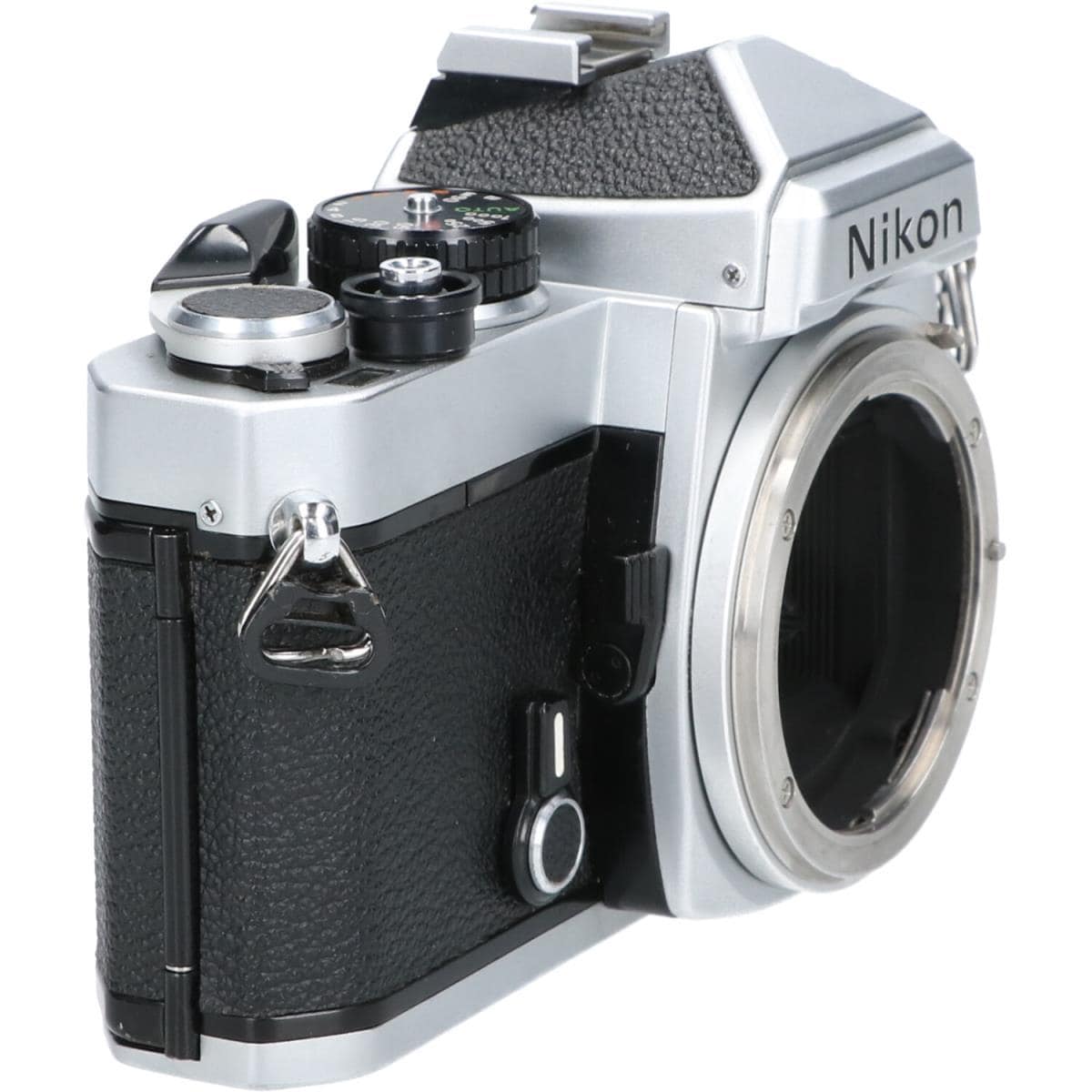 NIKON FE BODY