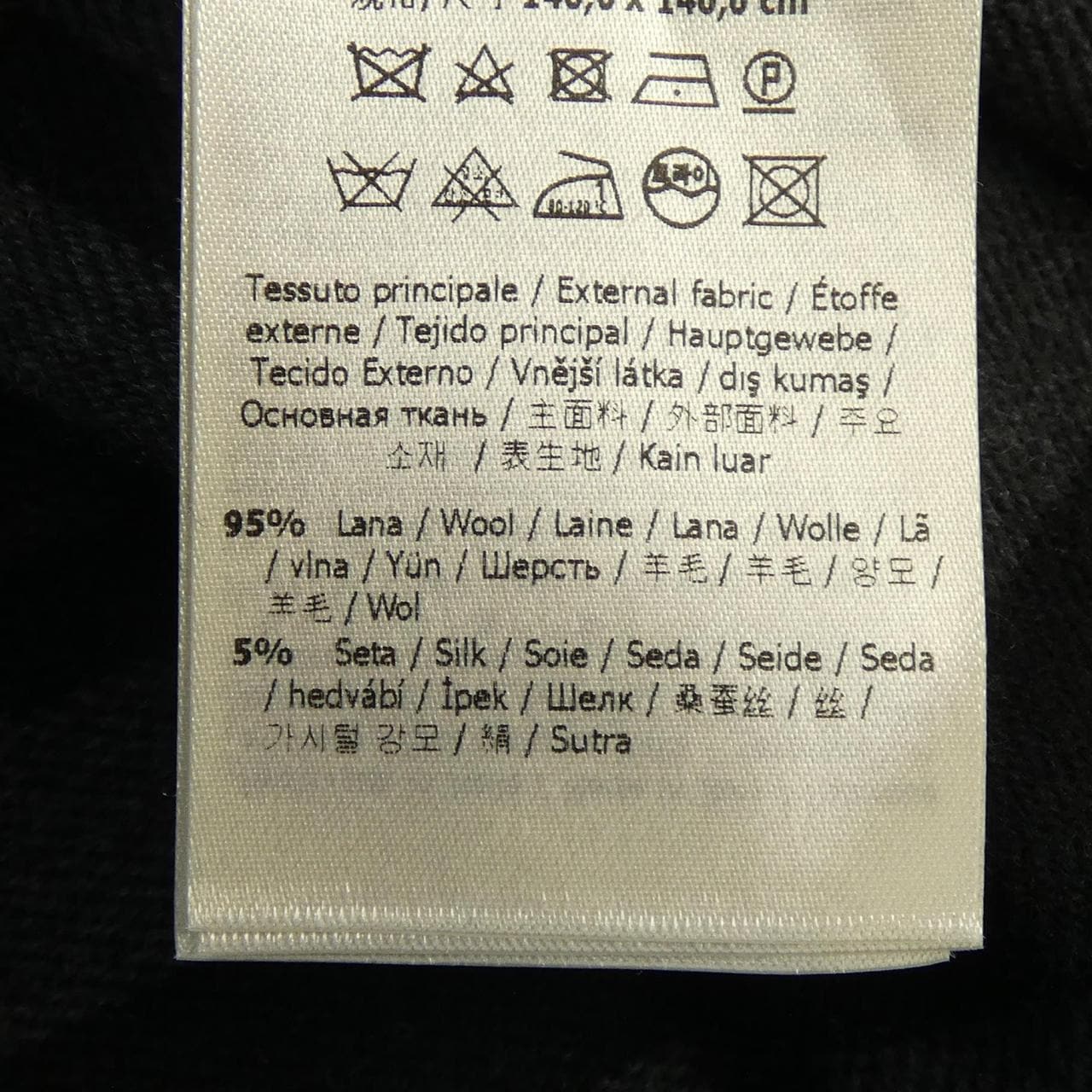FENDI斗篷