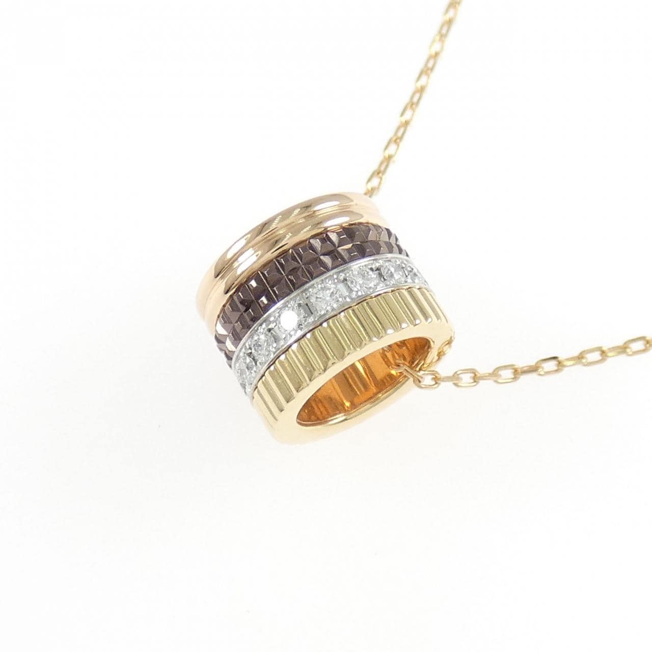 ブシュロン キャトル クラシック ネックレス