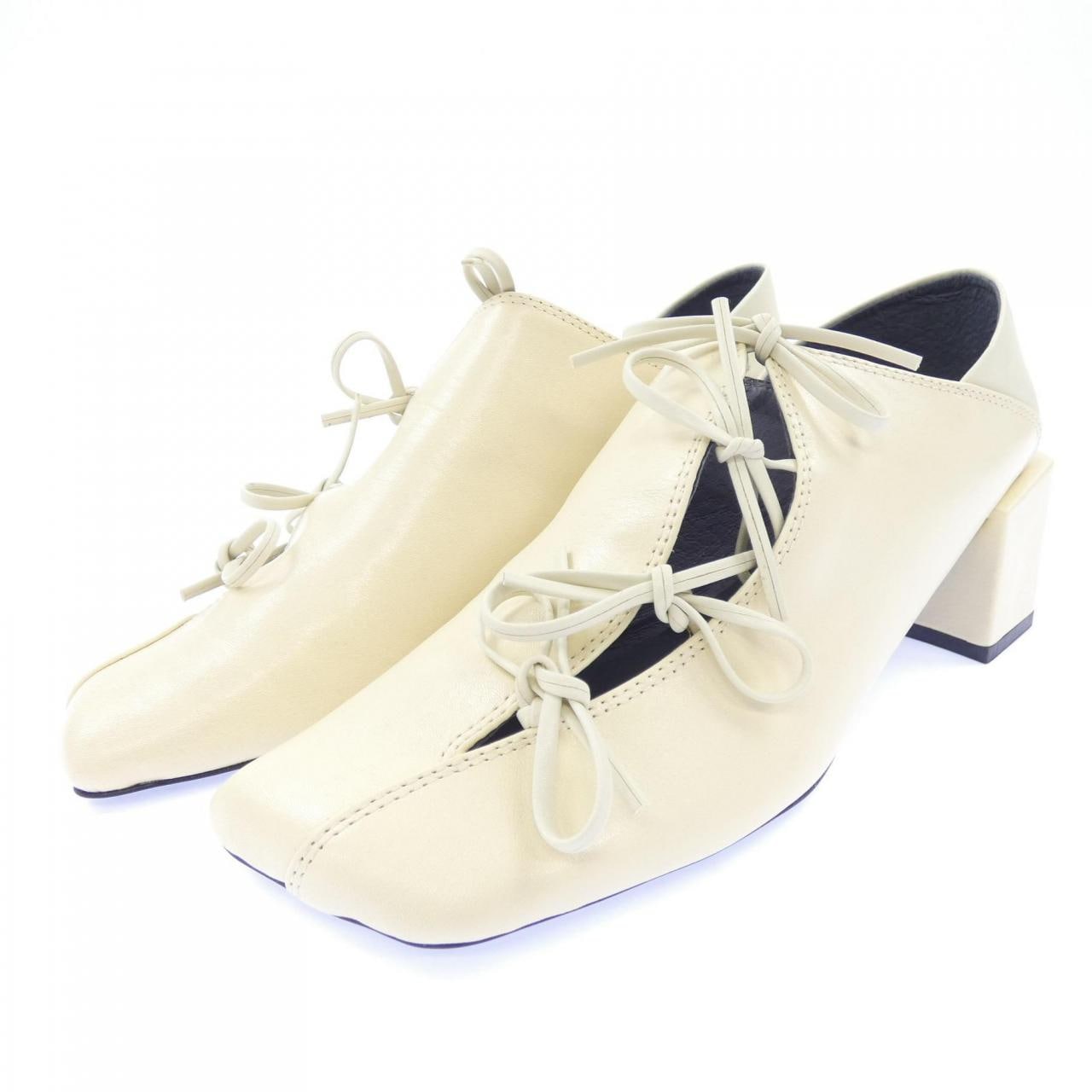 UNTISHOLD RINA パンプス