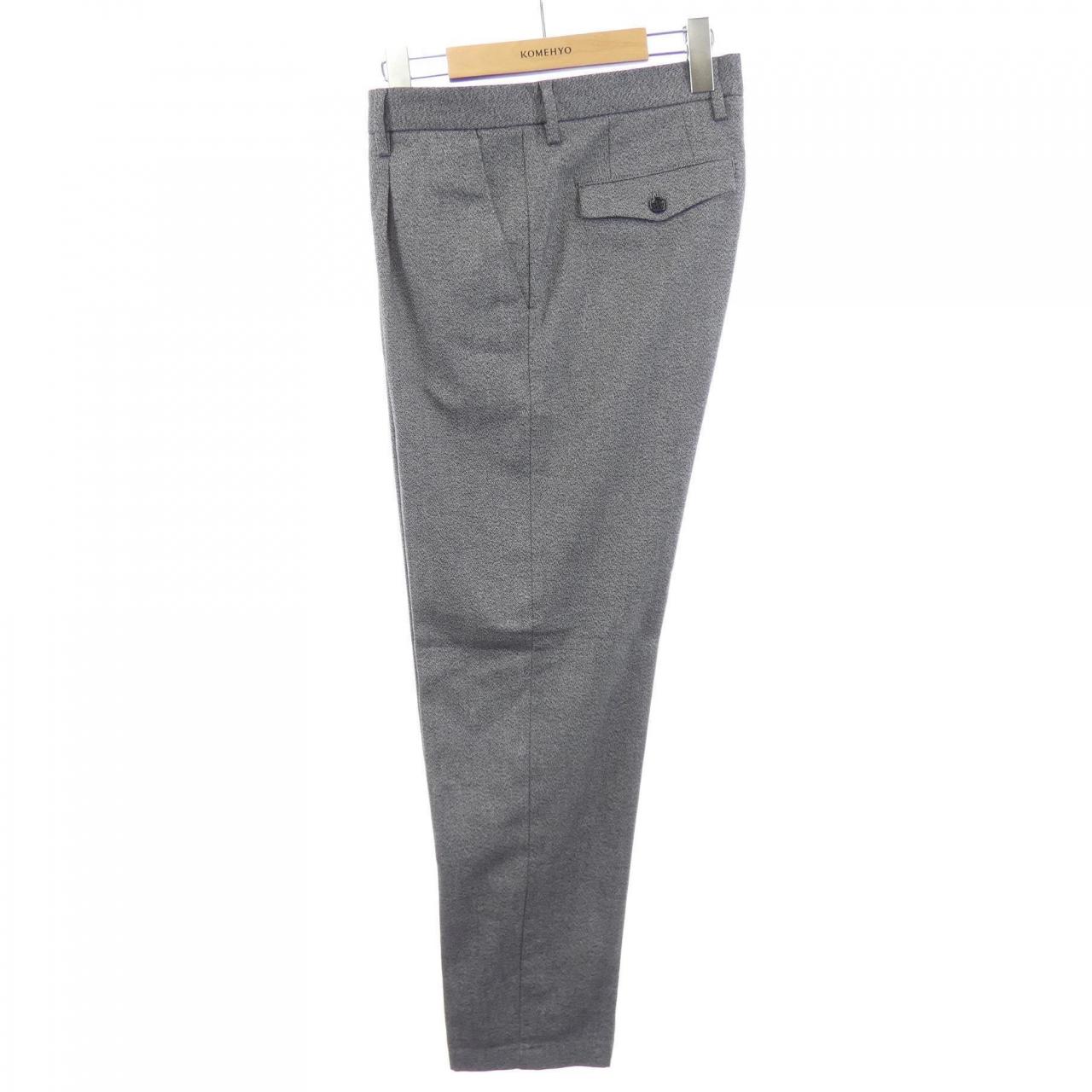 ヒューゴボス HUGO BOSS パンツ