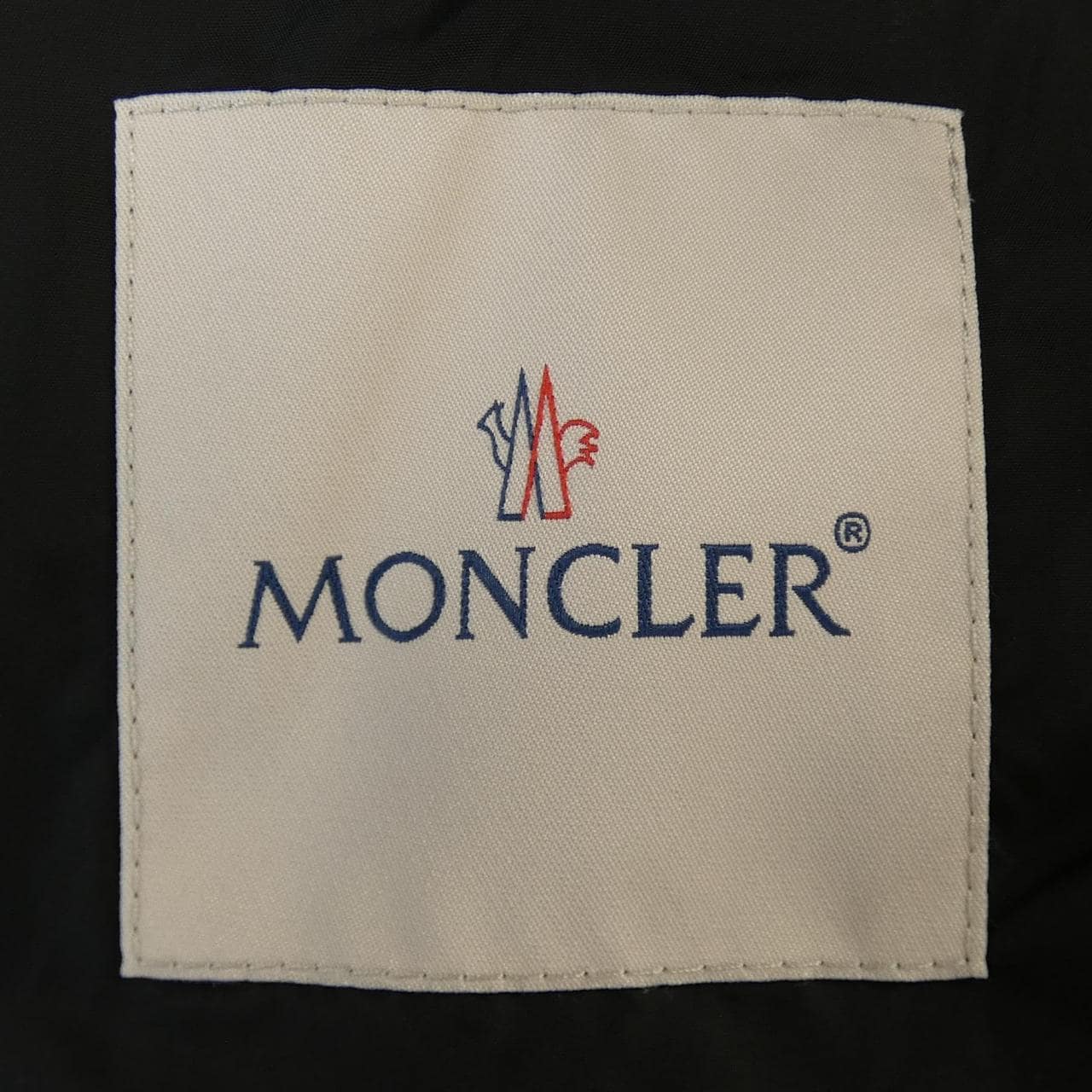 MONCLER蒙克勒·布卢森