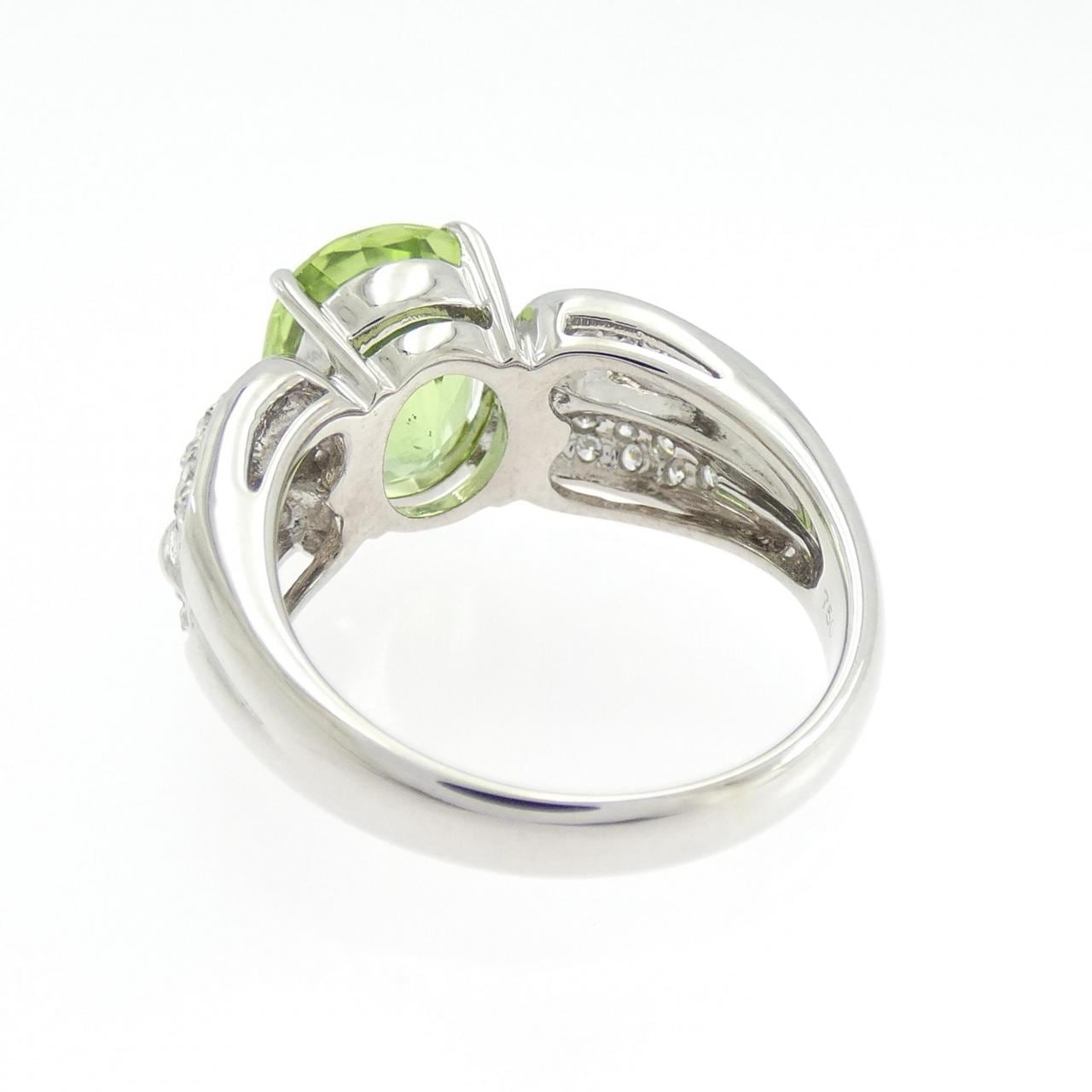 750WG ペリドット リング 3.65CT