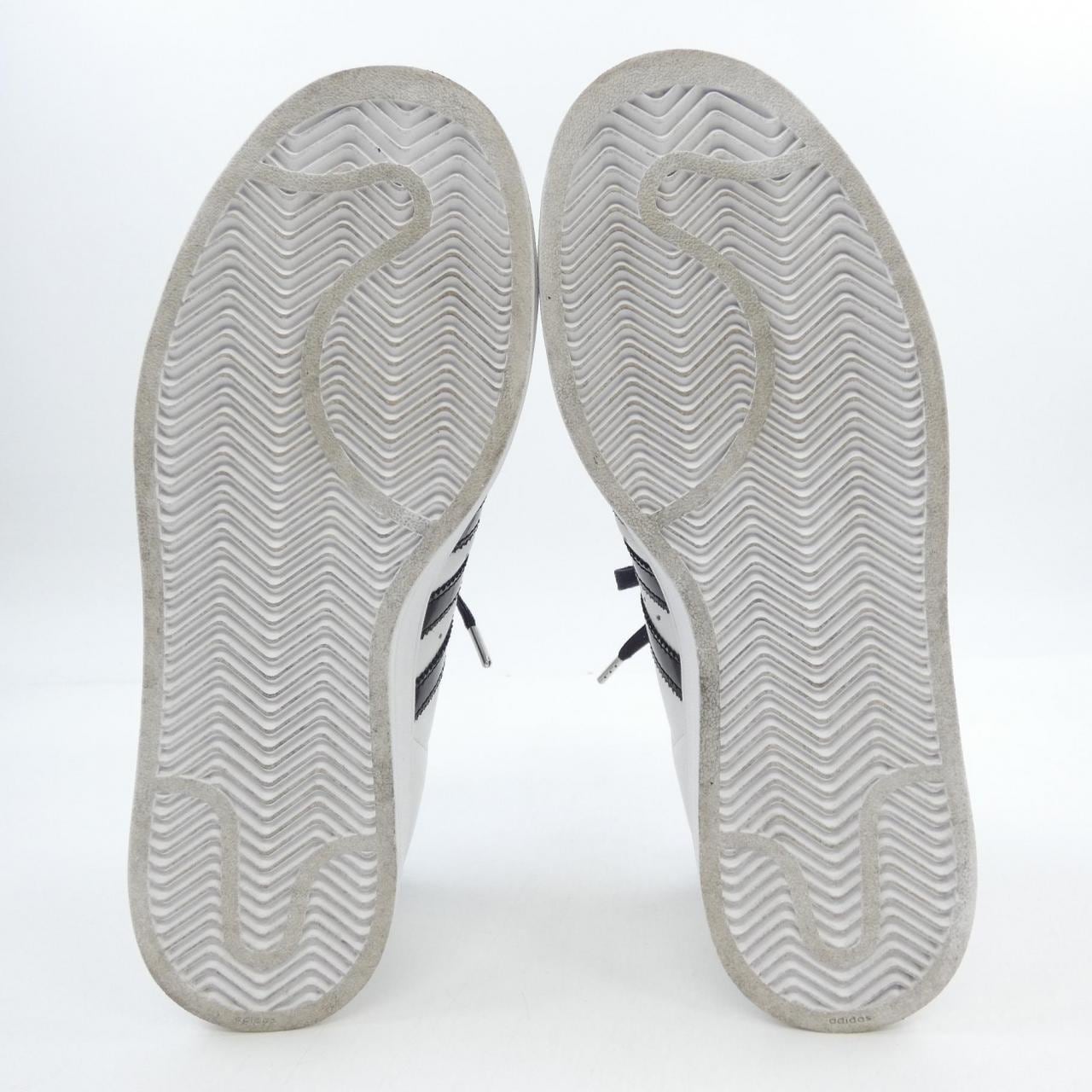 アディダス ADIDAS JP9677 スニーカー