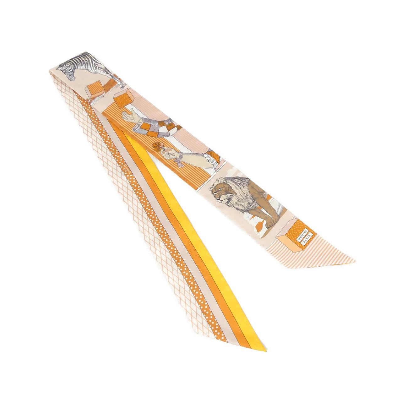 エルメス GRAND THEATRE NOUVEAU ツイリー 063761S スカーフ