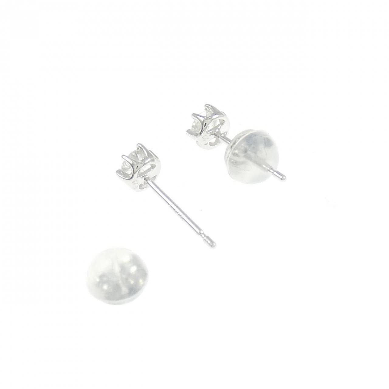 PT900 ソリティア ダイヤモンド ピアス 0.25CT