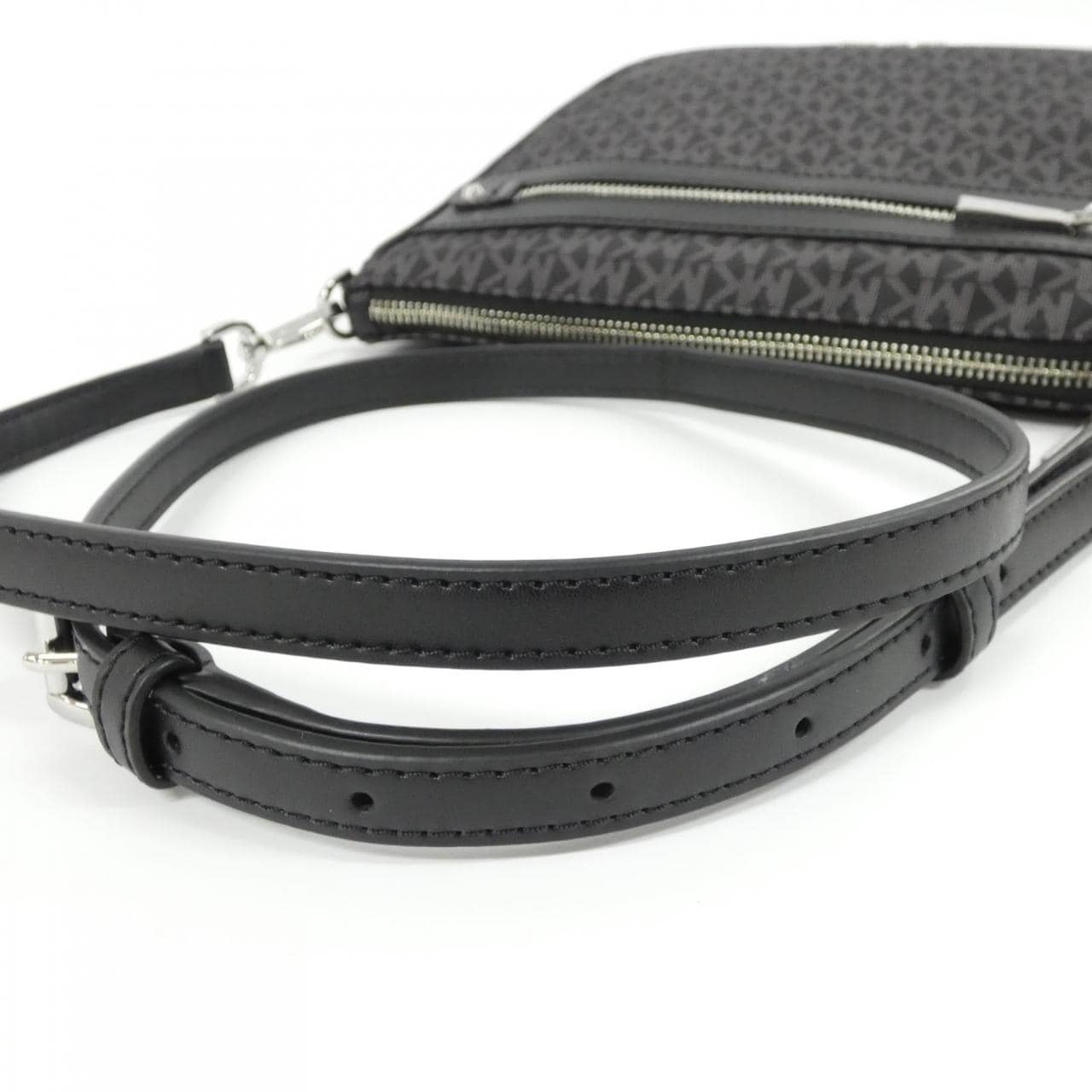 【新品】マイケルマイケルコース JET SET CHARM 32F2ST9C9C ショルダーバッグ