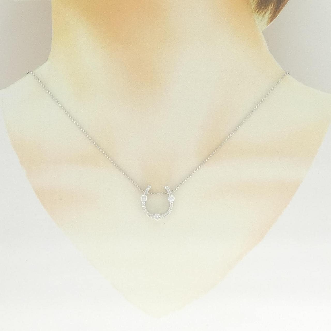 PT900/PT850 ホースシュー ダイヤモンド ネックレス 0.70CT