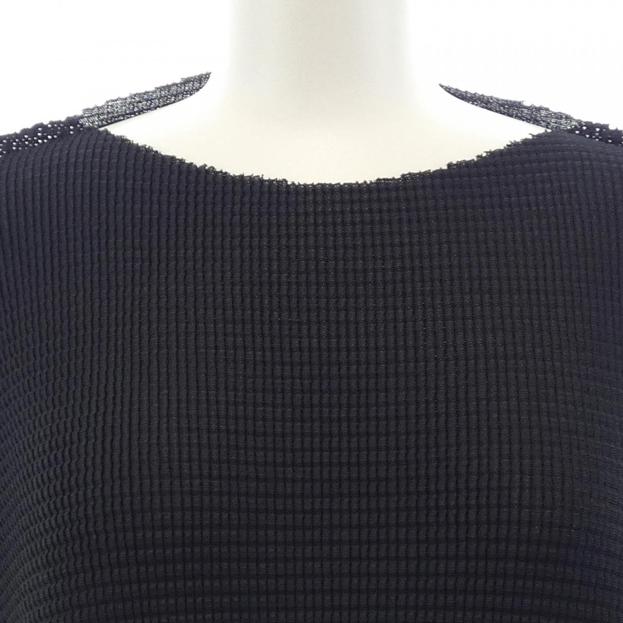 ミーイッセイミヤケ me ISSEY MIYAKE MI53KK961 トップス