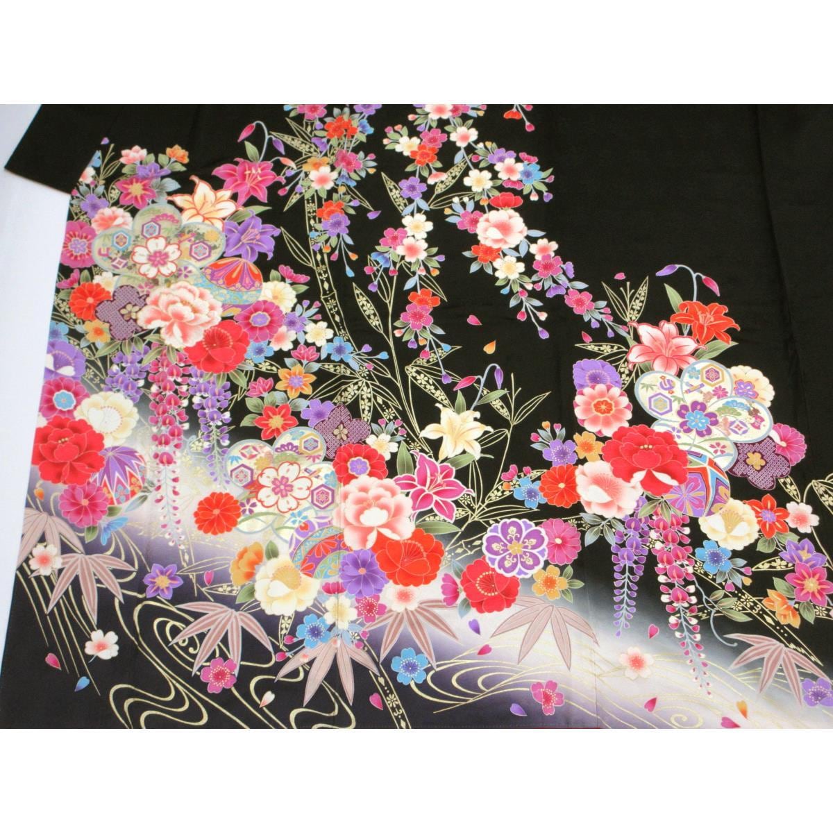 振袖　友禅金彩加工　刺繍入りボカシ染