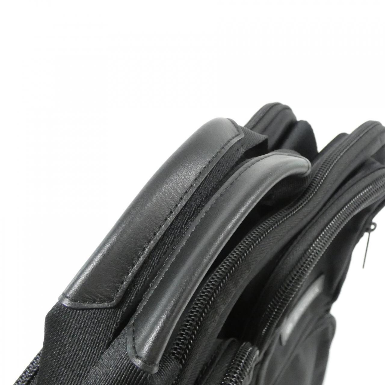 リモワ キャビン ラゲージ ハーネス バッグパック 53100011 バッグ