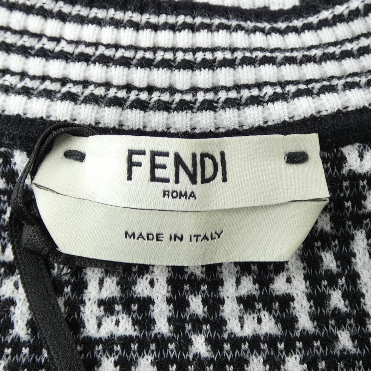 フェンディ FENDI FFモチーフ FZX649 AF4U トップス
