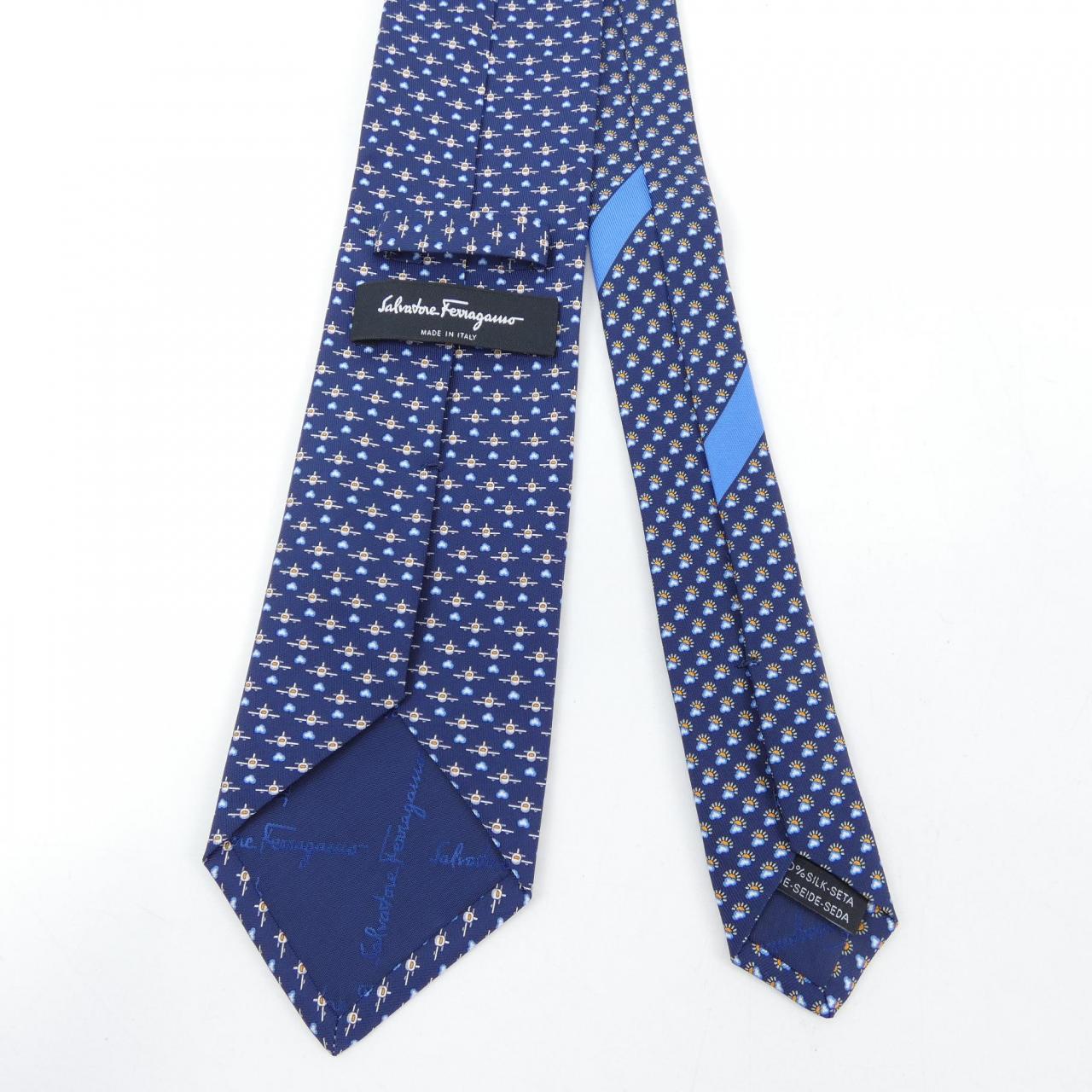 サルヴァトーレフェラガモ SALVATORE FERRAGAMO NECKTIE