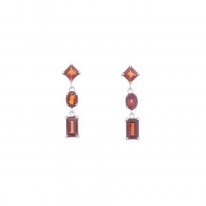 PT900 ガーネット ピアス 1.00CT
