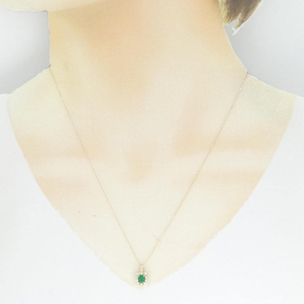 K18YG Emerald Necklace 0.40CT