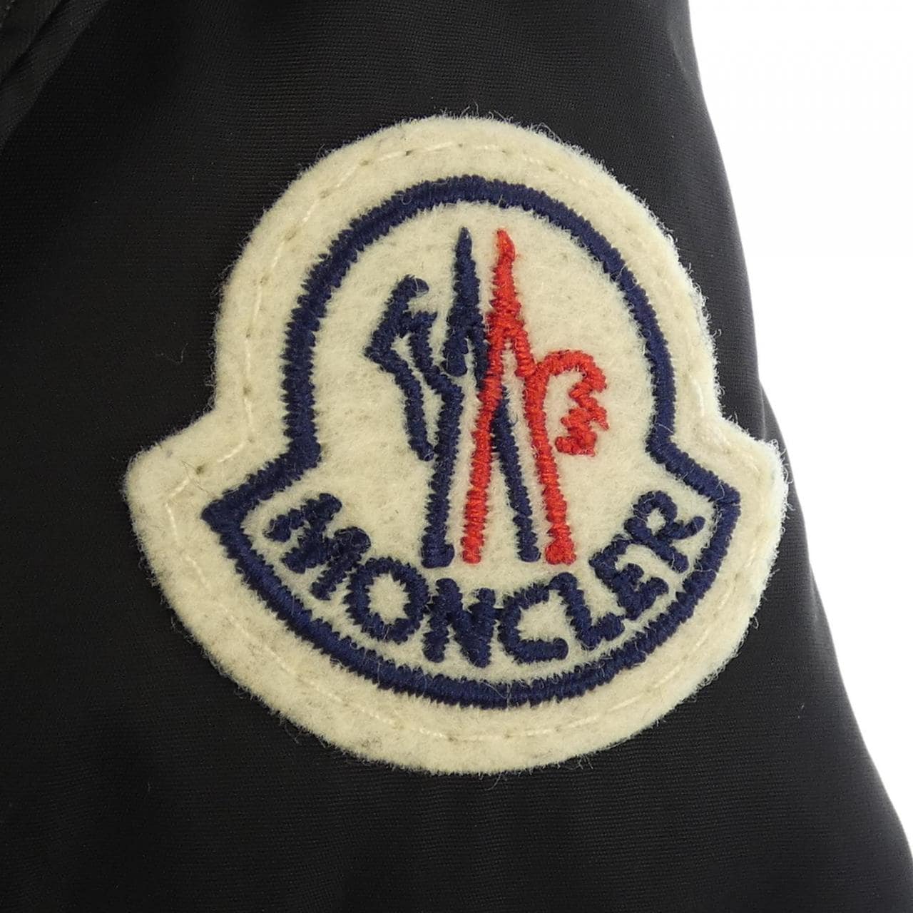 モンクレール MONCLER ダウンコート