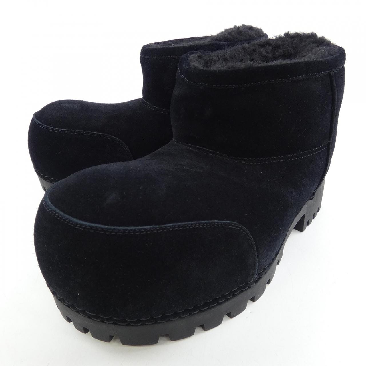 バレンシアガ BALENCIAGA ALASKA FUR ブーツ