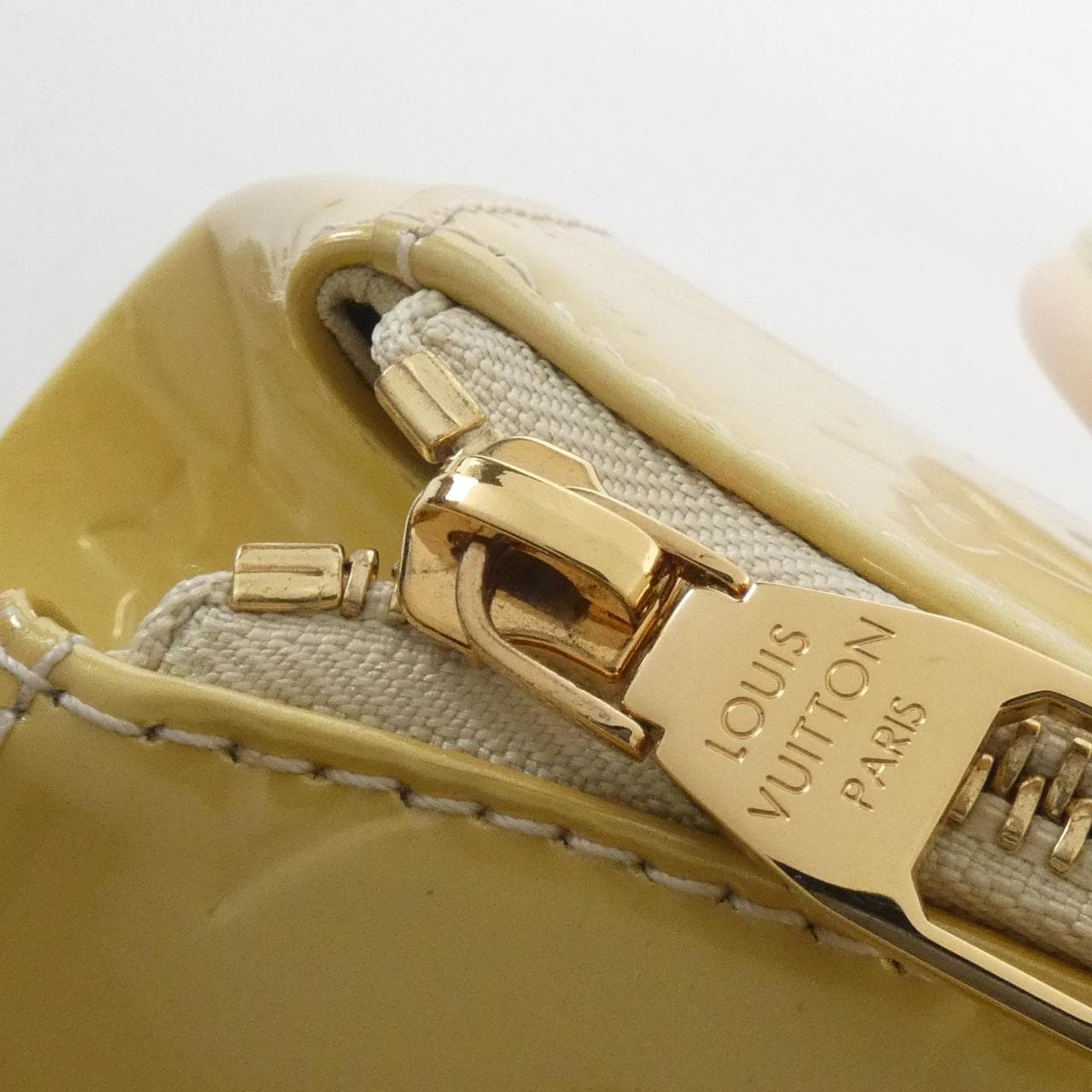 ルイヴィトン ヴェルニ シャーウッド PM M91491 ショルダーバッグ