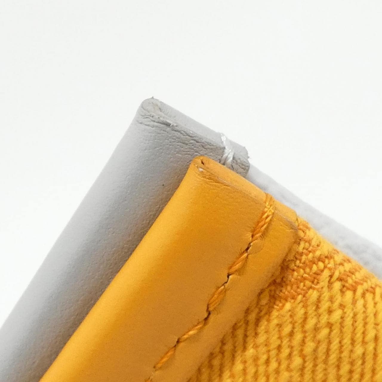 ルイヴィトン ホワイト モノグラム ロゴ フラット メッセンジャー M44640 ショルダーバッグ