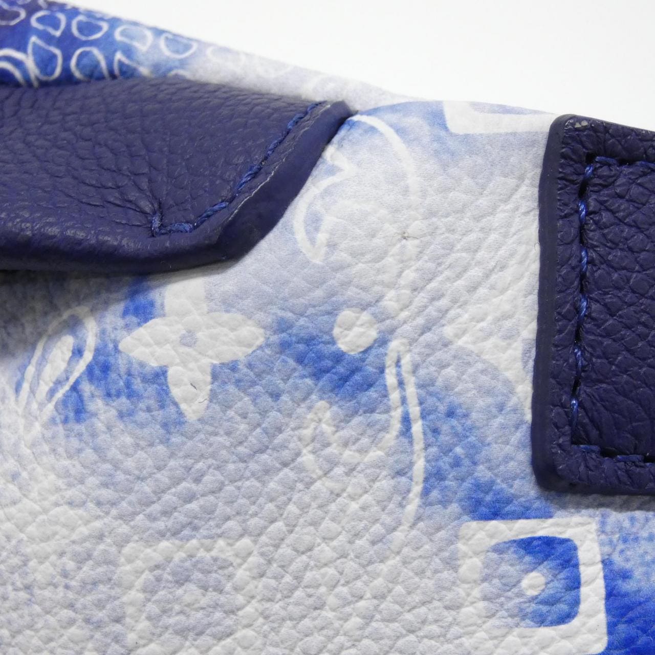 ルイヴィトン モノグラム バンダナ ディスカバリー バムバッグ PM M20587 ショルダーバッグ