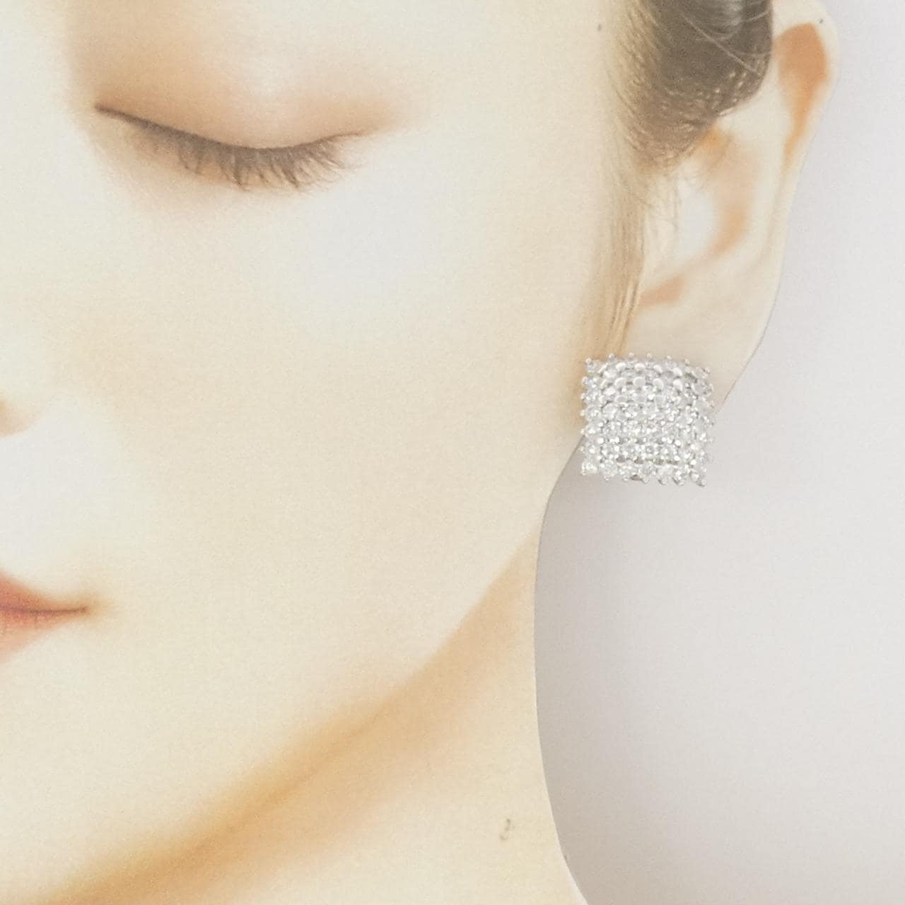 750WG ダイヤモンド ピアス 5.78CT