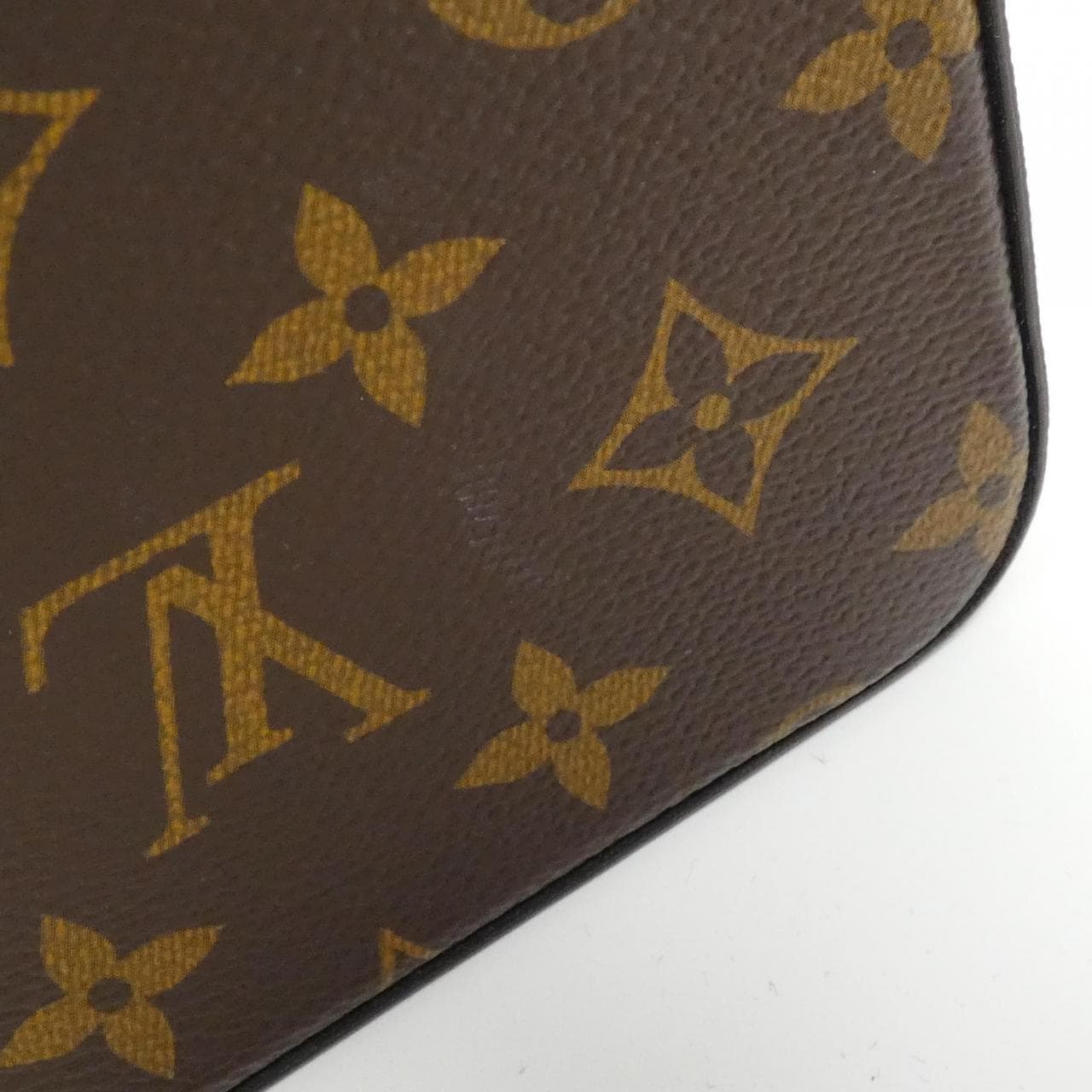 LOUIS VUITTON Monogram Pochette Félicie M81896 单肩包