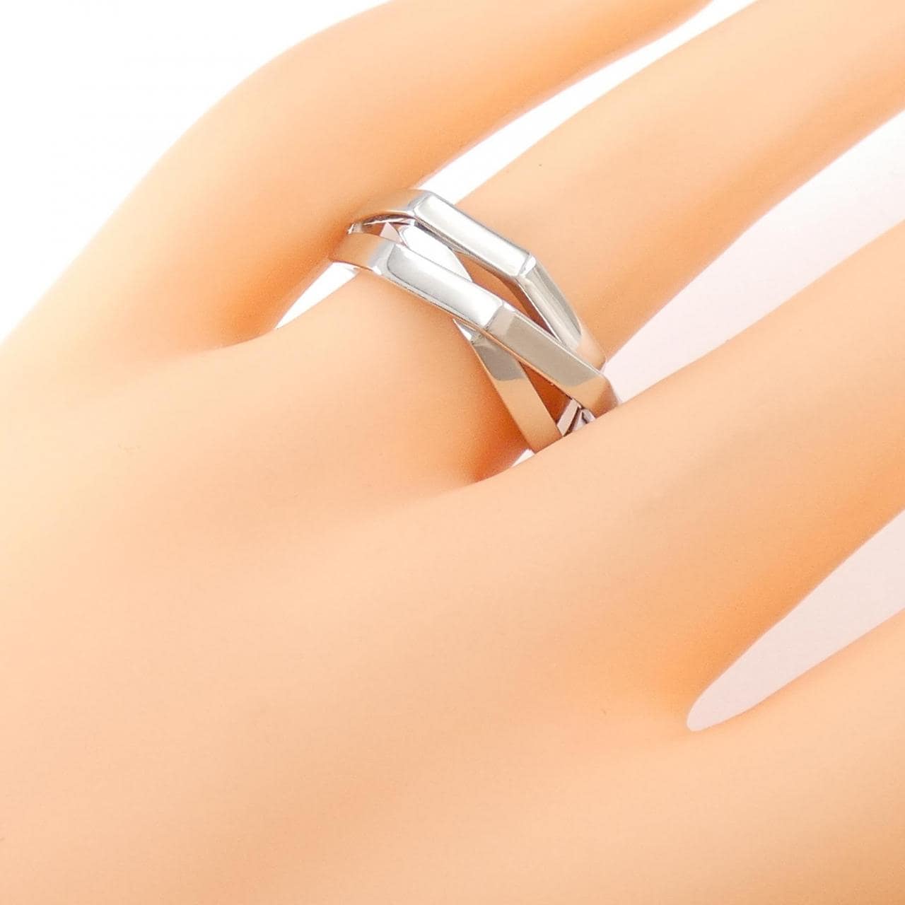 [BRAND NEW] PT ring