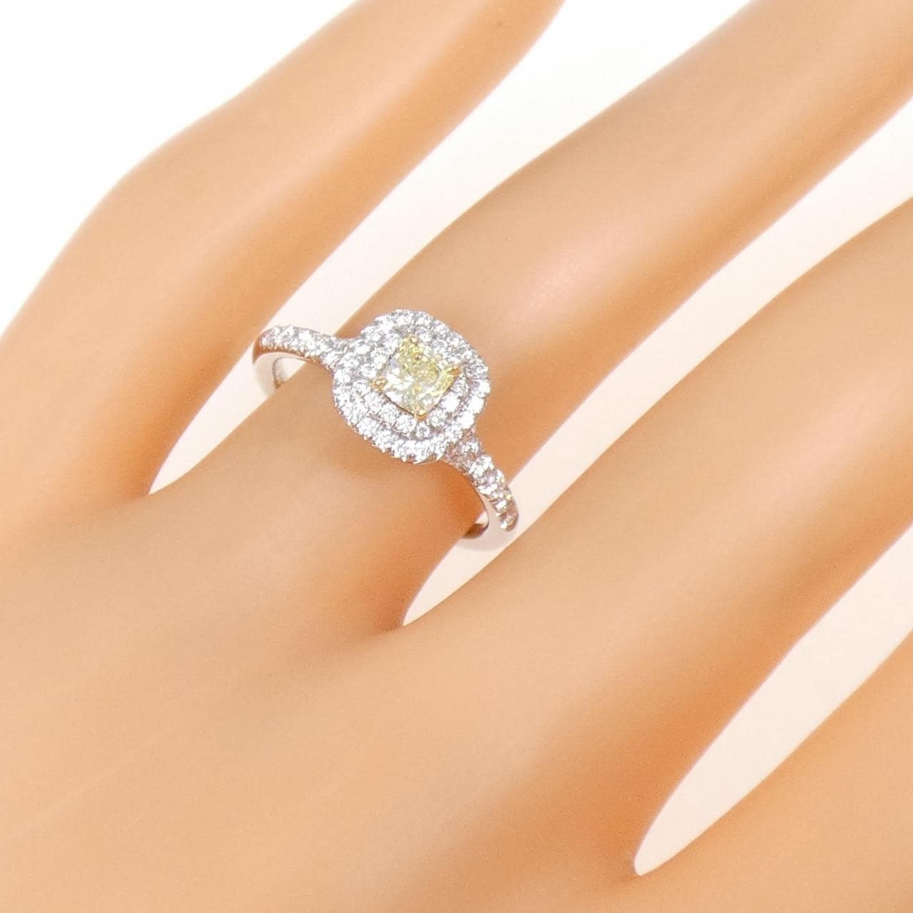 ティファニー ソレスト リング 0.23CT FY IF