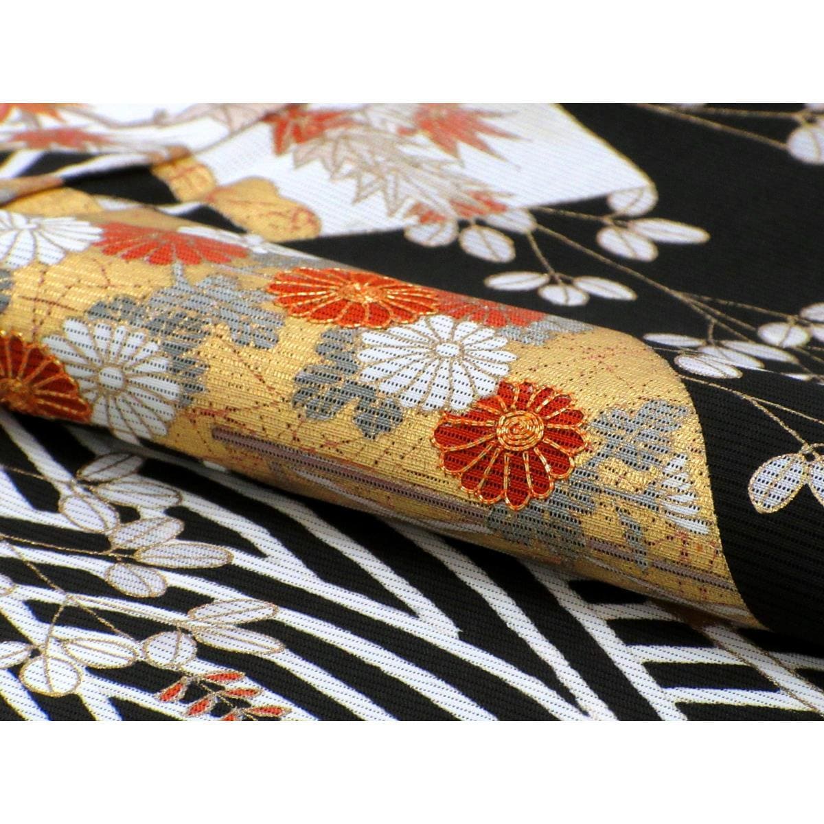 Single layer kimono with tangerine pattern