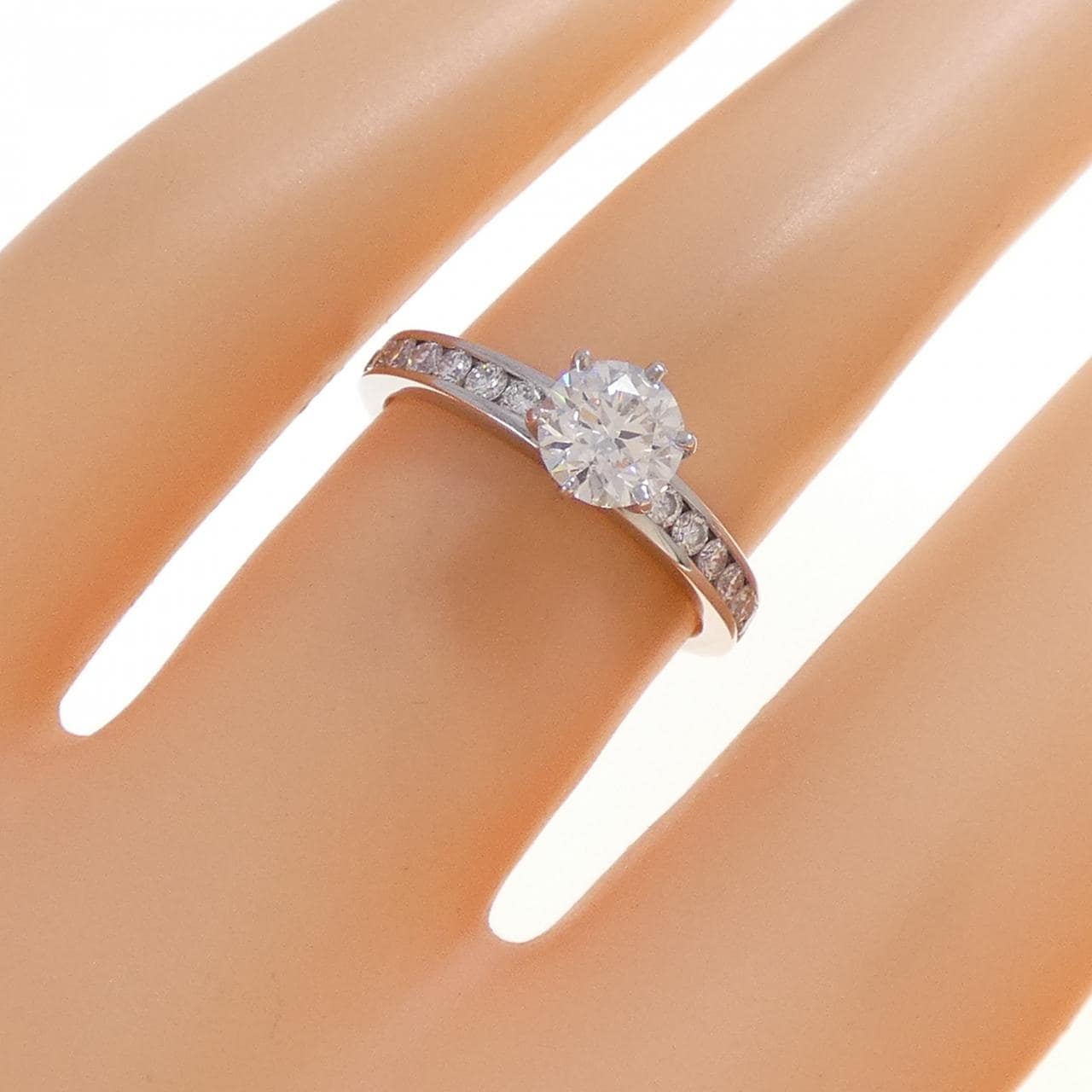 ティファニー ビーズセッティング リング 0.57CT