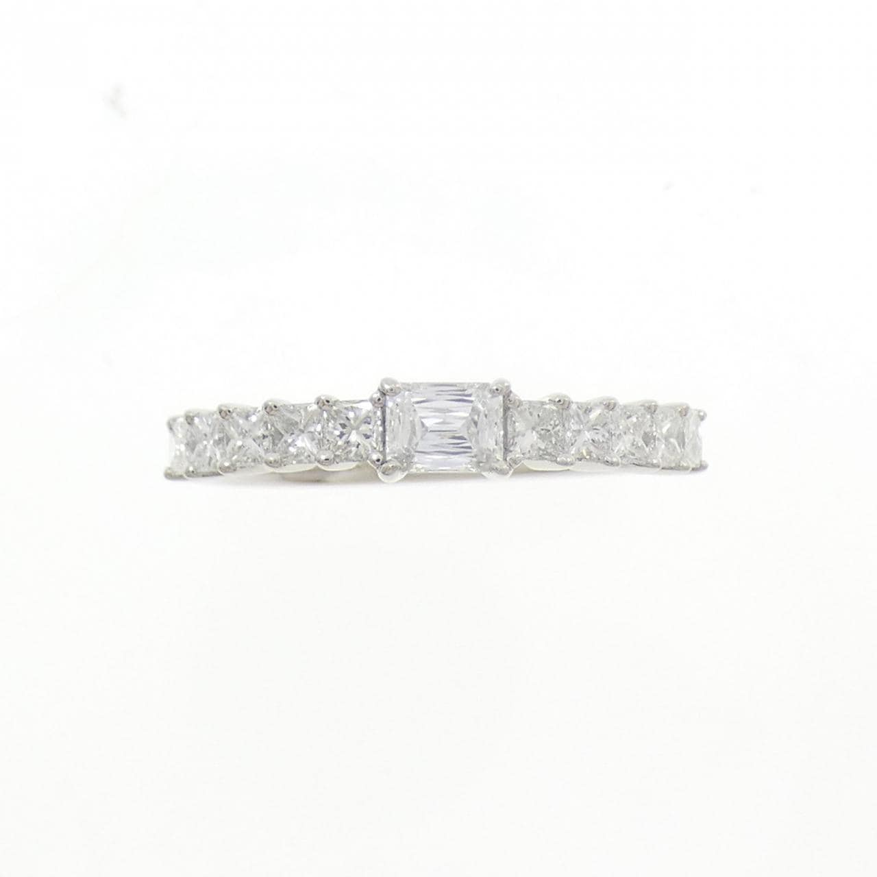 PT950 ダイヤモンド リング 0.220CT F VS2 ファンシーカット