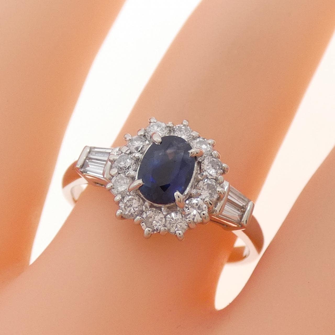 PT900 サファイヤ リング 0.55CT