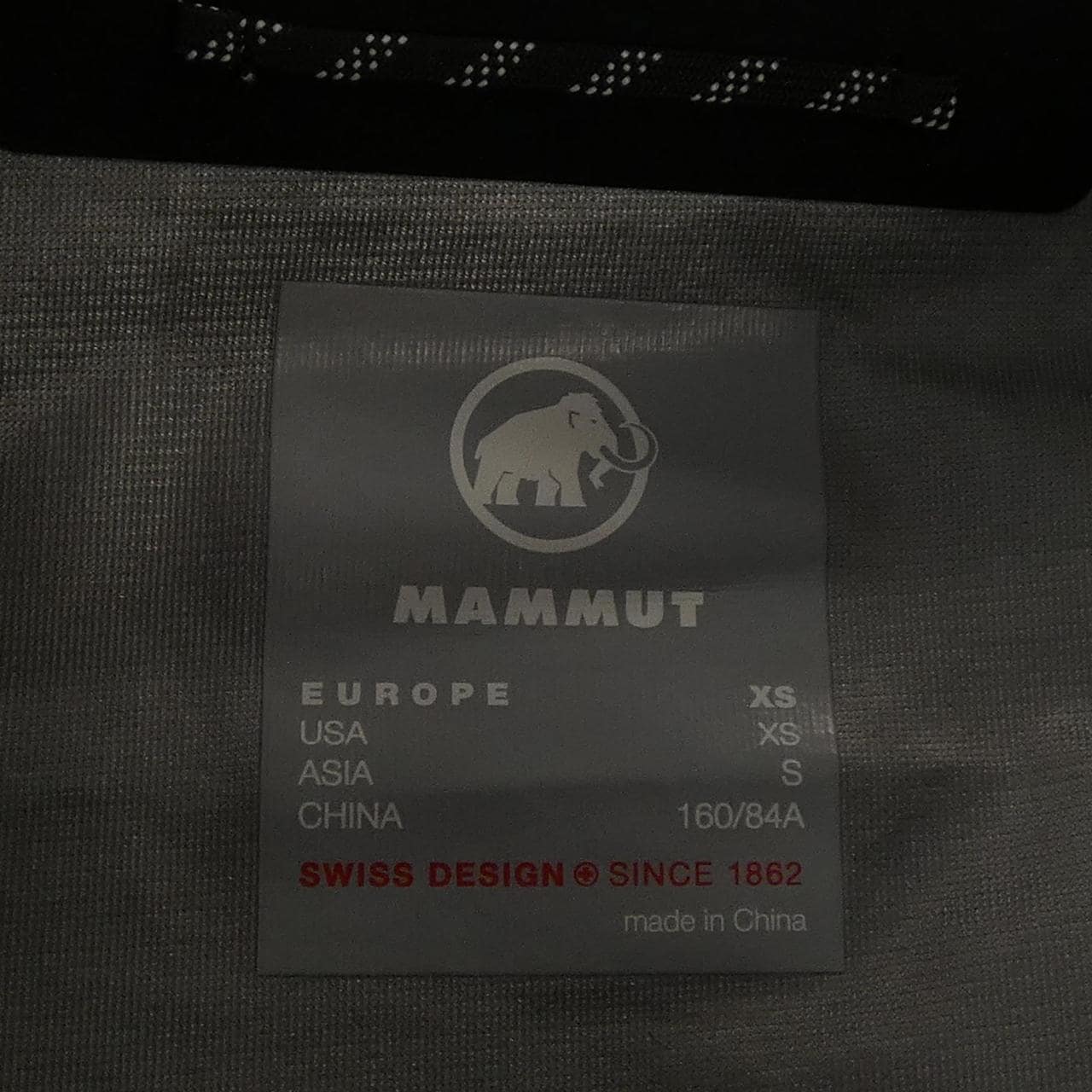 マムート MAMMUT 1010-31340 ブルゾン