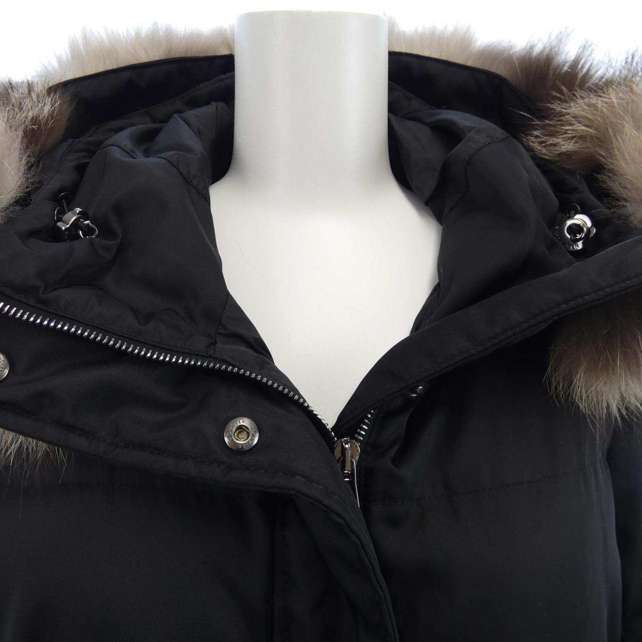 MONCLER MONCLER Down Coat