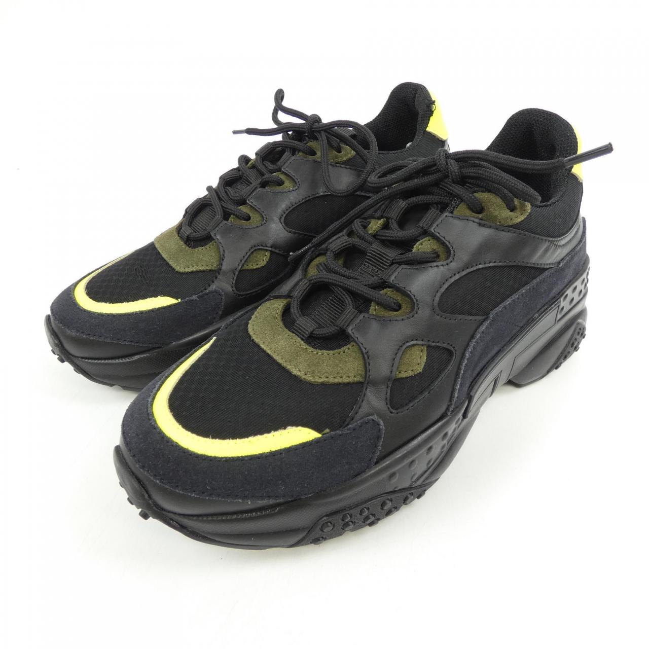 トッズ TOD'S スニーカー