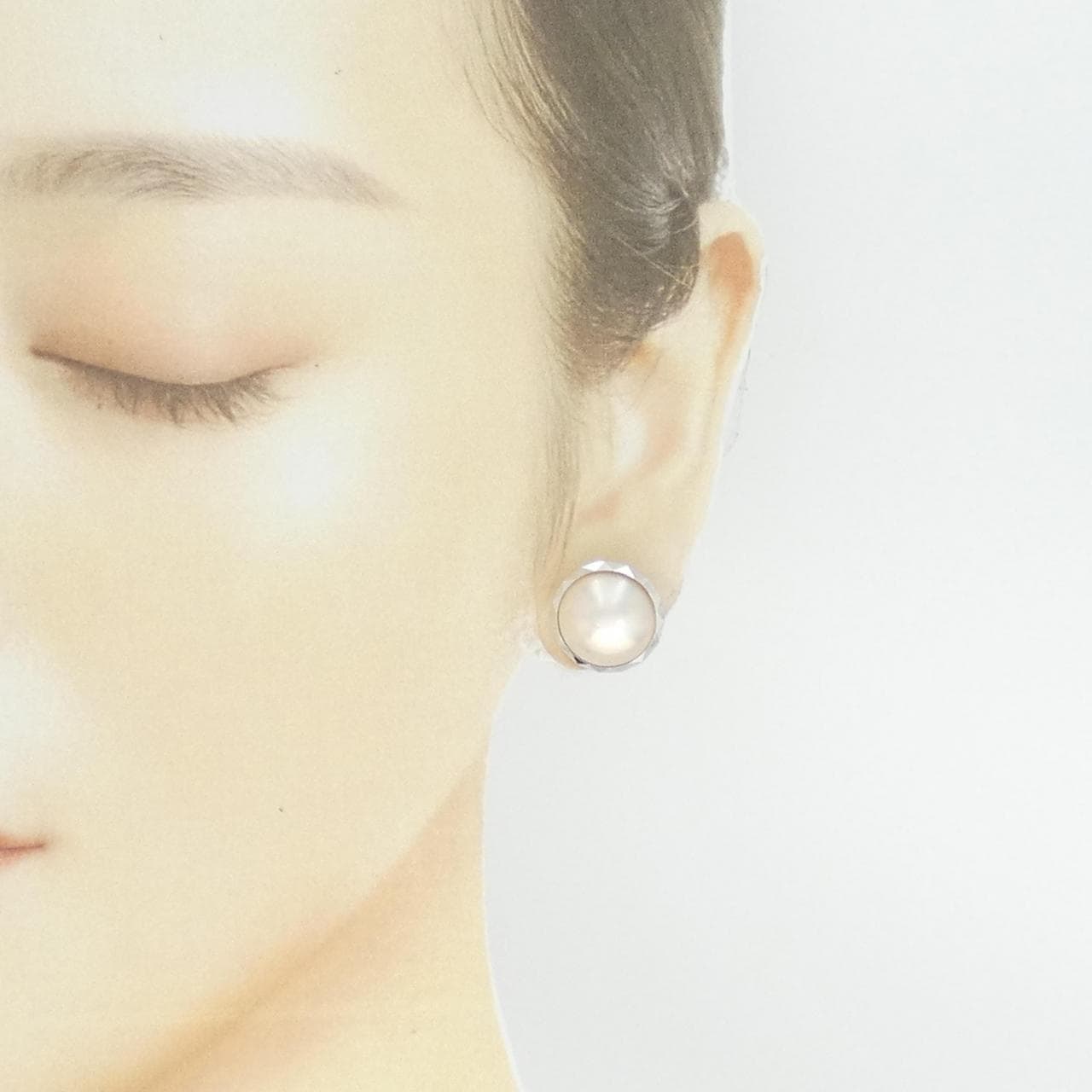 K14WG Mabe pearl earrings
