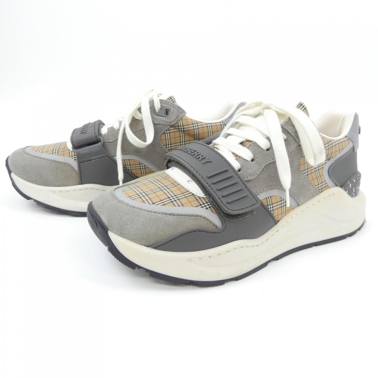 バーバリー BURBERRY スニーカー