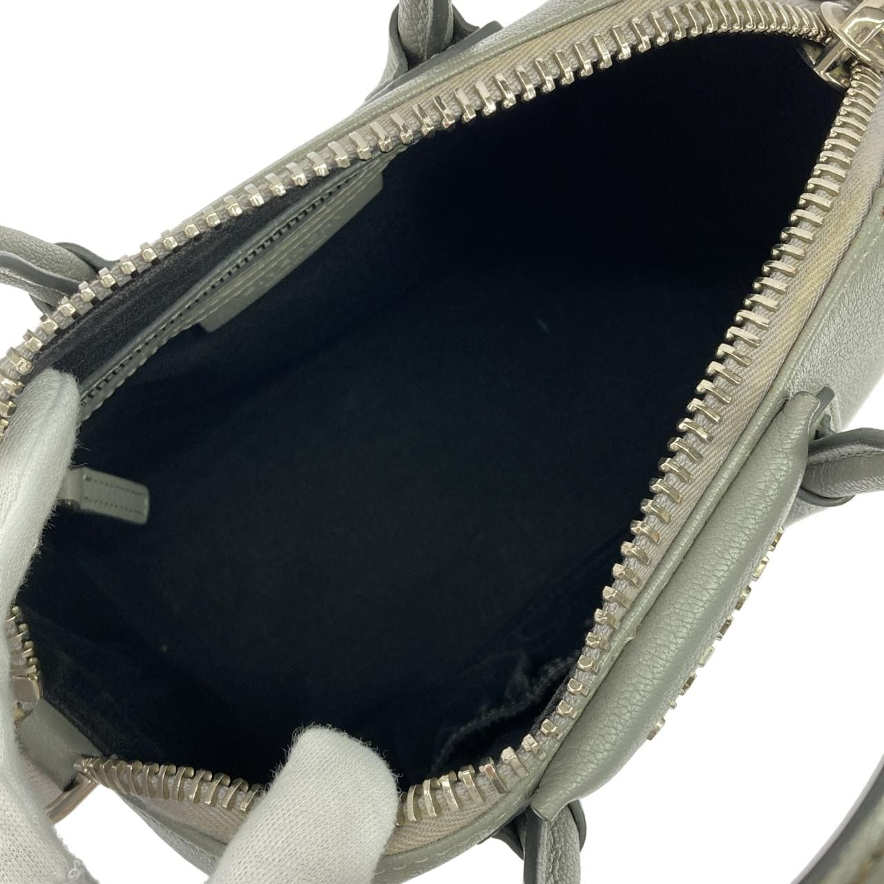 GIVENCHY Antigona 手袋