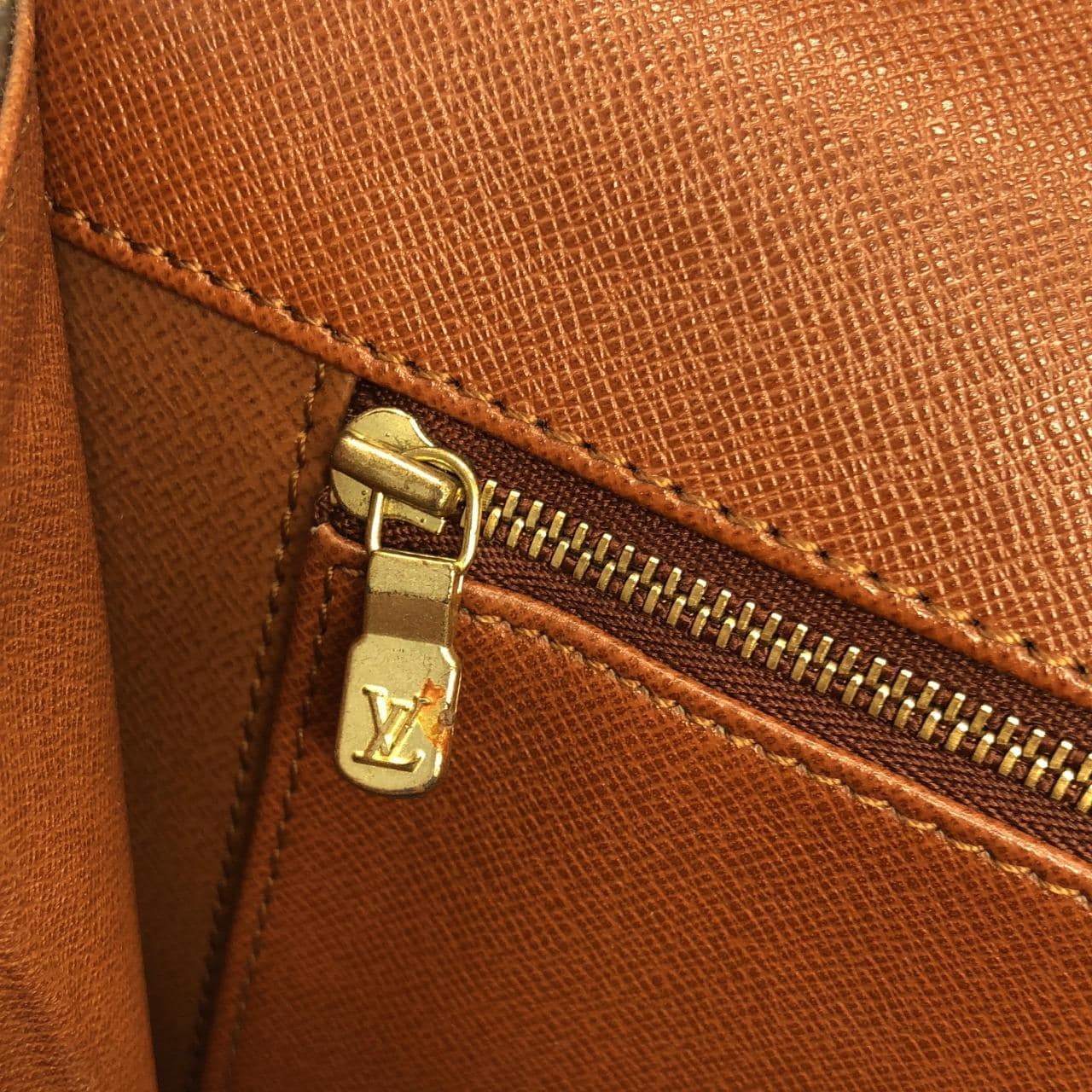 【ヴィンテージ】ルイヴィトン モノグラム ポシェット ダム GM M51810 バッグ