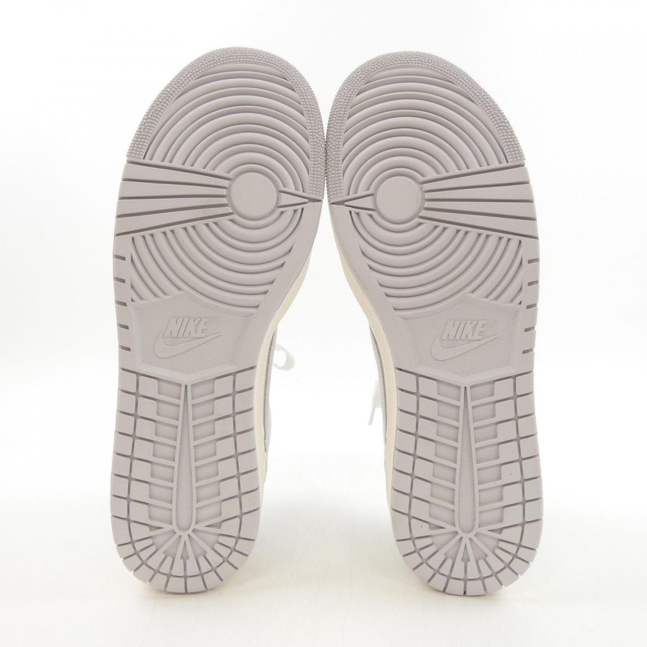 ナイキ NIKE スニーカー