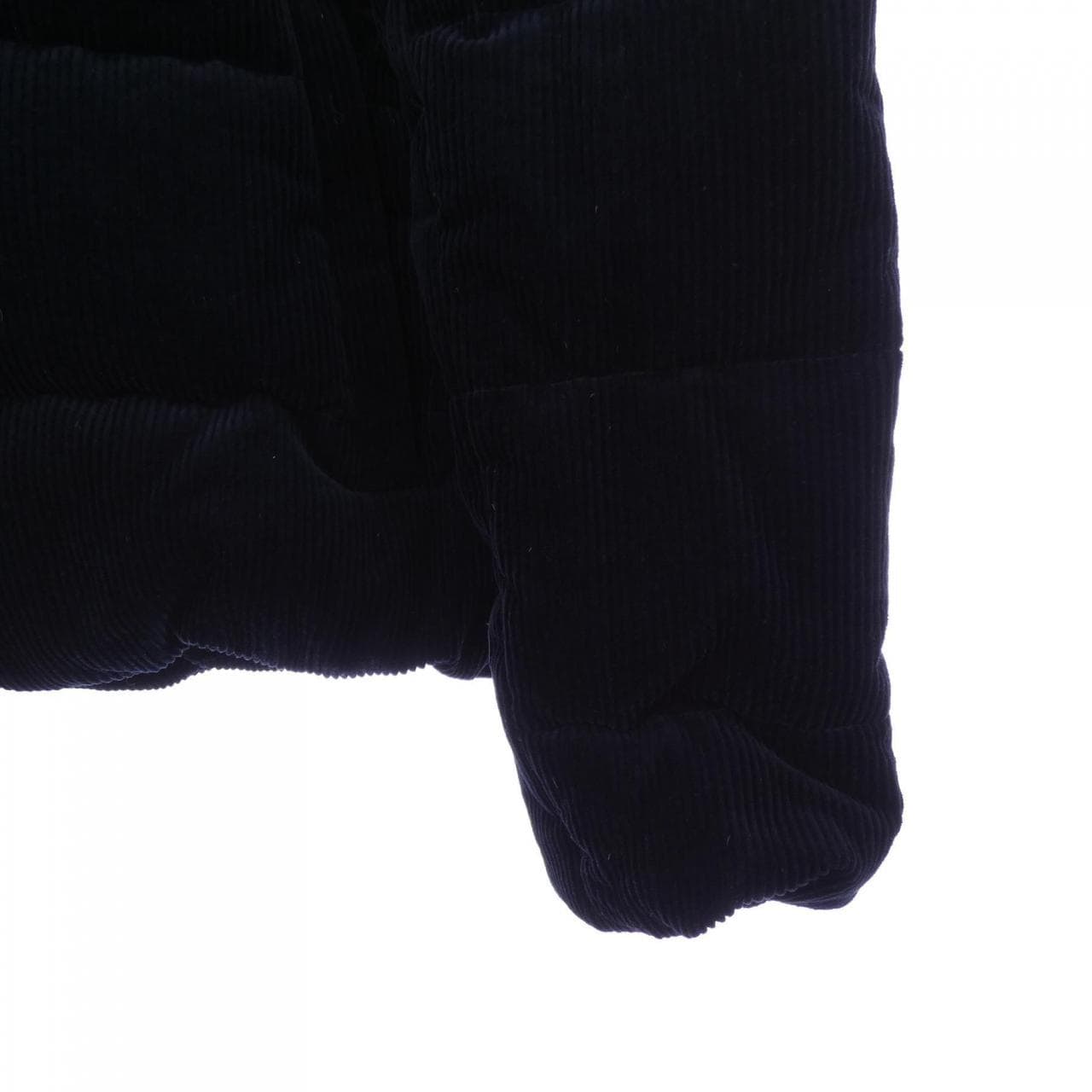 普拉達PRADA三角寶獅SGC072 S232 1RL7羽絨服