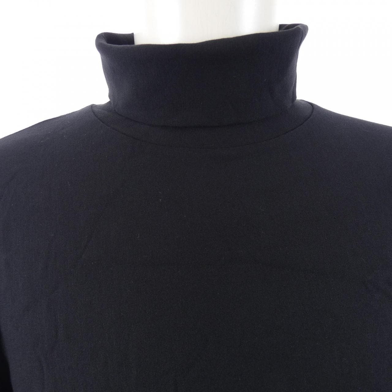 アンティーチポ ANTICIPO トップス