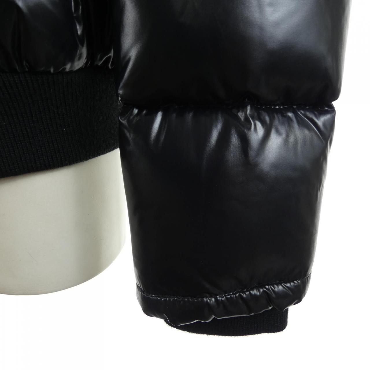 モンクレール MONCLER 41323/91 BULGARIE ダウンジャケット