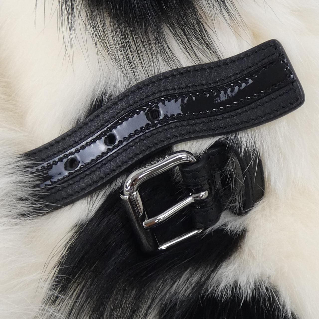 フェンディ FENDI FNG423 S2T MUFFLER