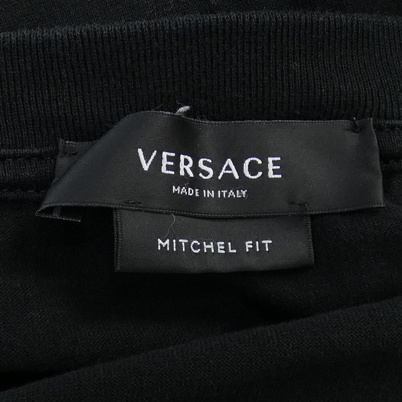 ヴェルサーチェ VERSACE A86893 Tシャツ