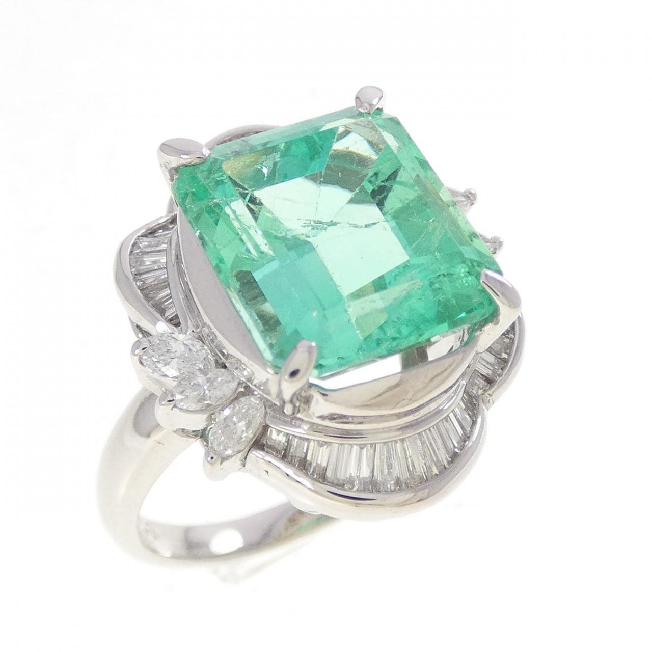 PT900 エメラルド リング 5.67CT