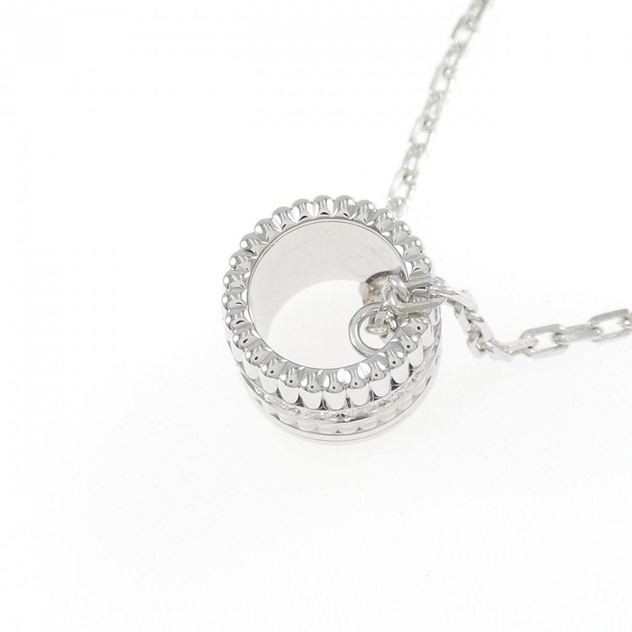 ブシュロン キャトルダブル ホワイト ラージ ネックレス