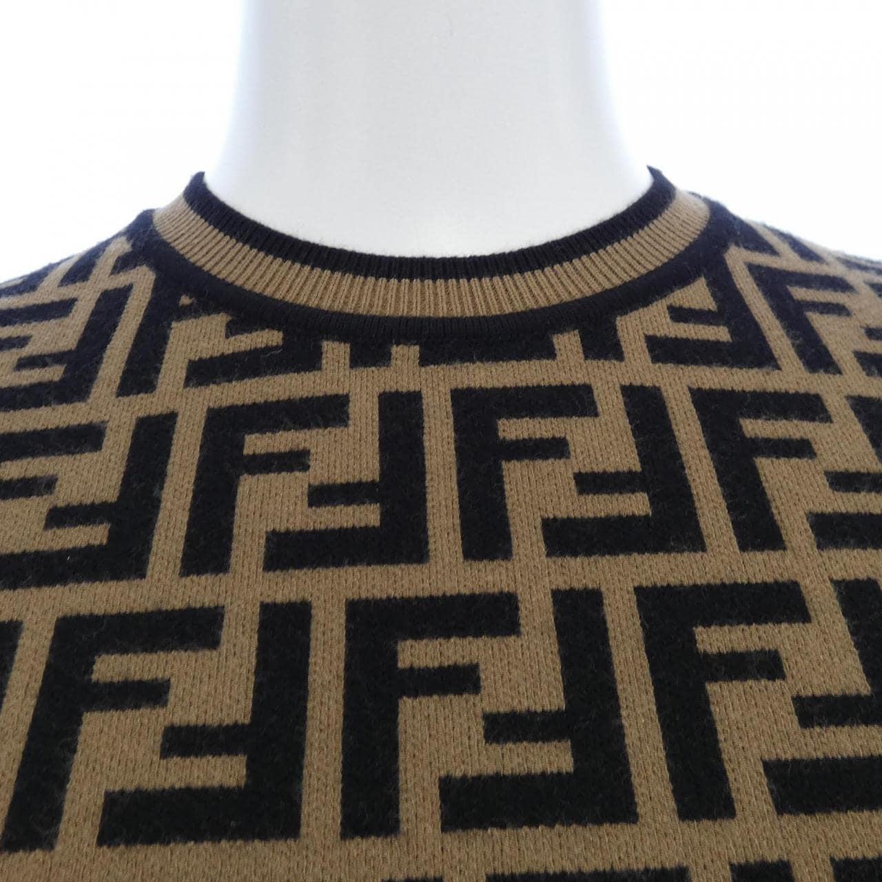 フェンディ FENDI FFモチーフ FZY702 A5QG ニット